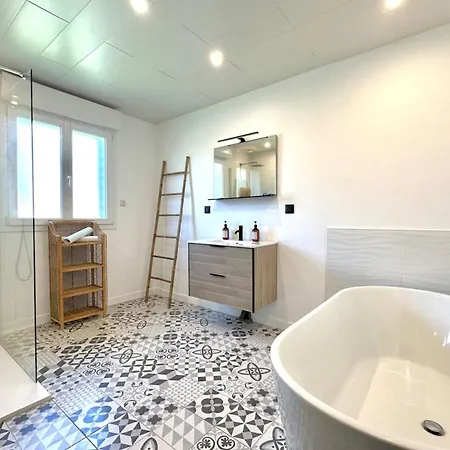 La Framboisine -plage à 6min-jardin-wifi-parking Favières